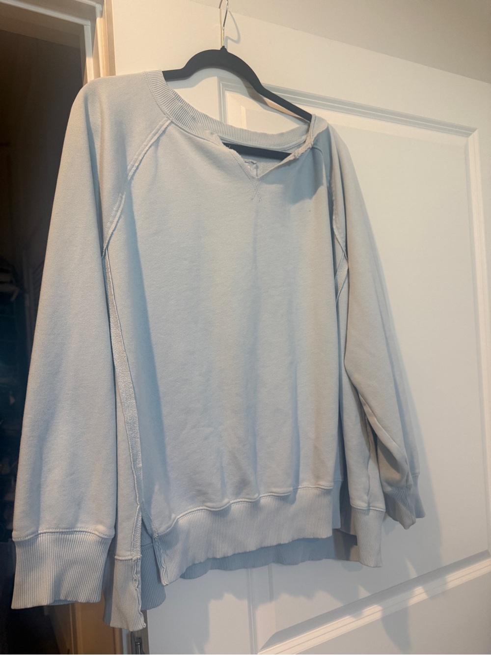 XL Aerie Oversized Blue “Big Hug” sweatshirt